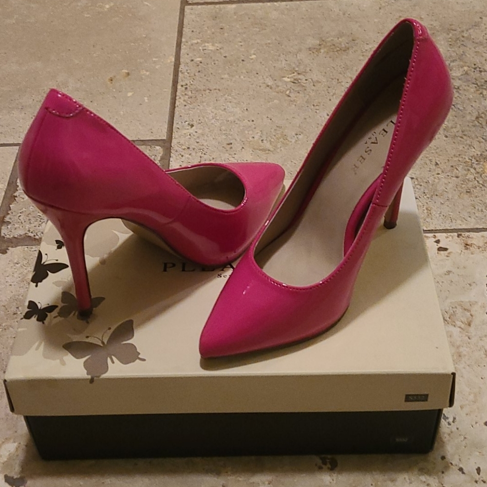 Pleaser USA Pink Pointy Toe Pumps